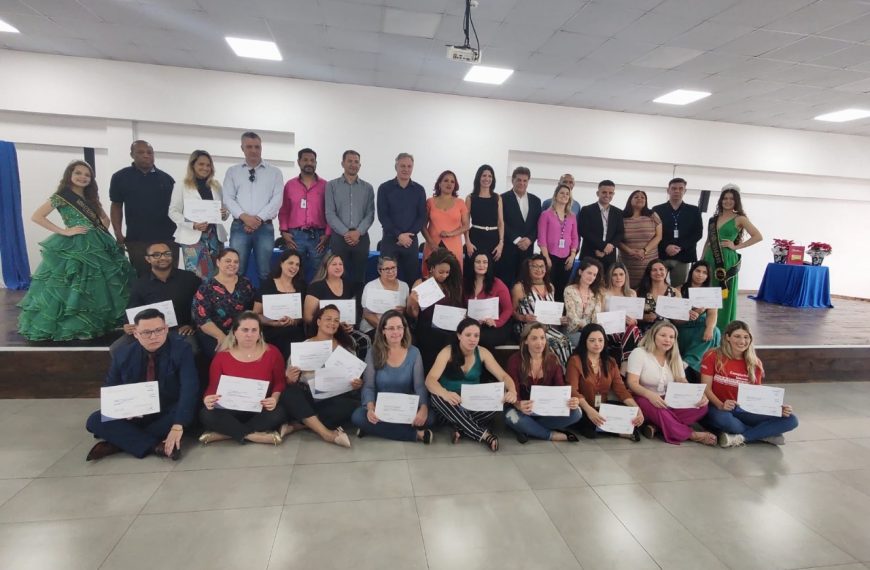 Escola de Gestão realiza entrega dos certificados das formações ministradas pelo SENAC PR no…