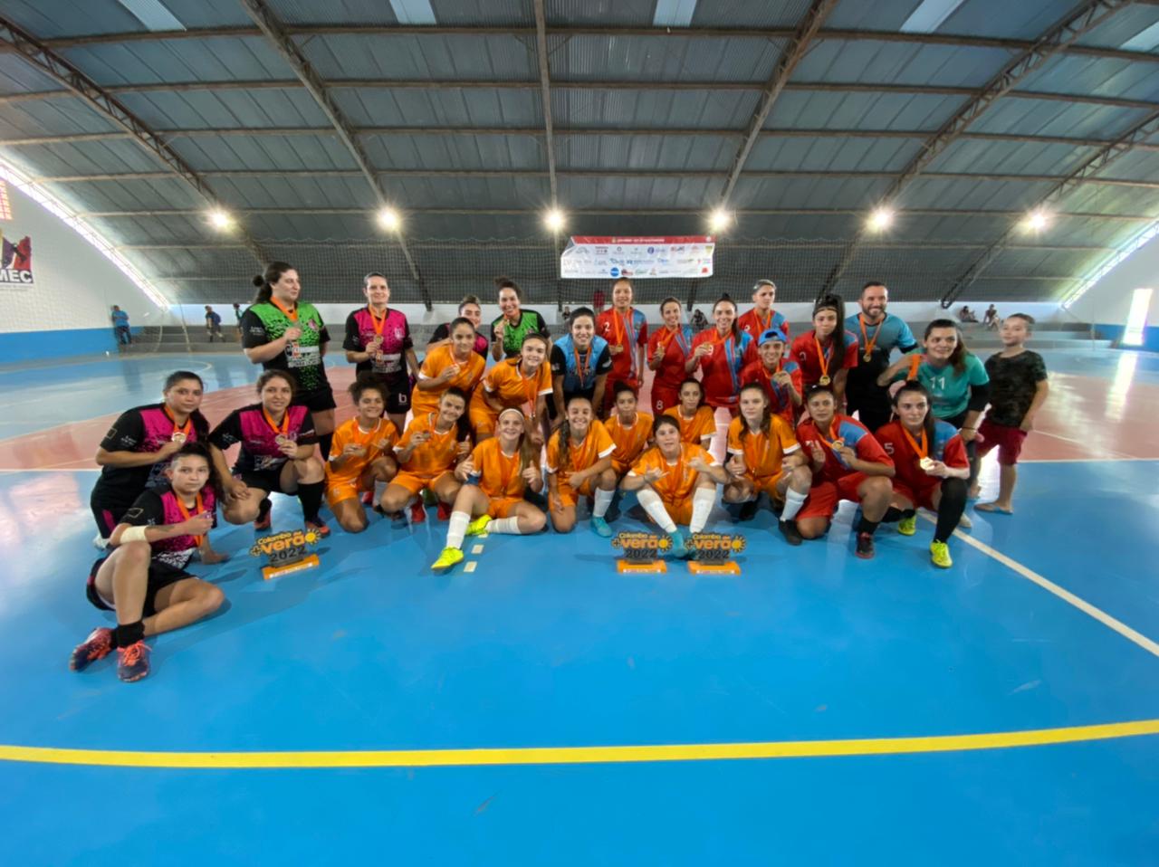 Futsal movimenta o Colombo+Verão com realização do Torneio de Futsal Feminino
