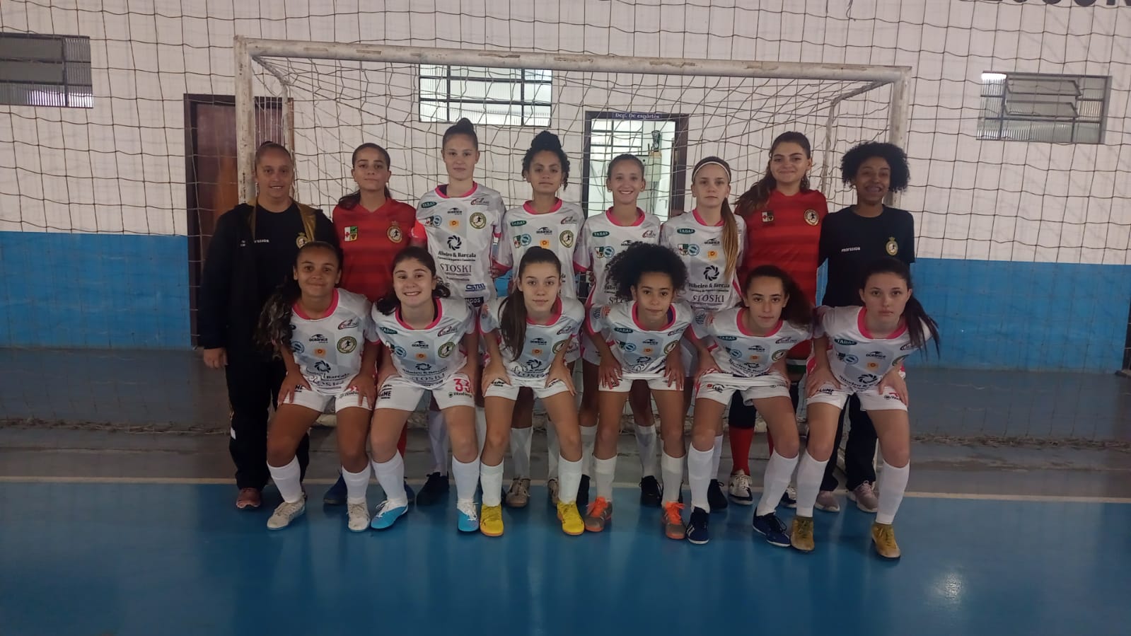 Colombo sedia Campeonato Metropolitano de Futsal Feminino com a participação de todas as categorias