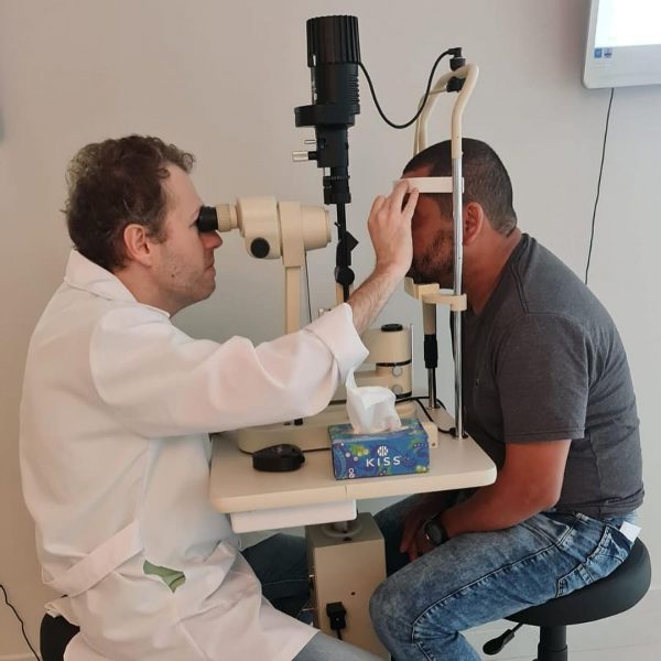 Mutirão oftalmológico atende 160 pacientes de Colombo