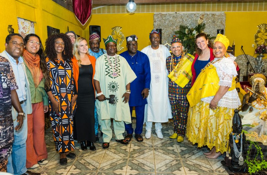 Durante a passagem pelo Brasil, comitiva do Príncipe de Osogbo veio a Colombo para um evento diplomático
