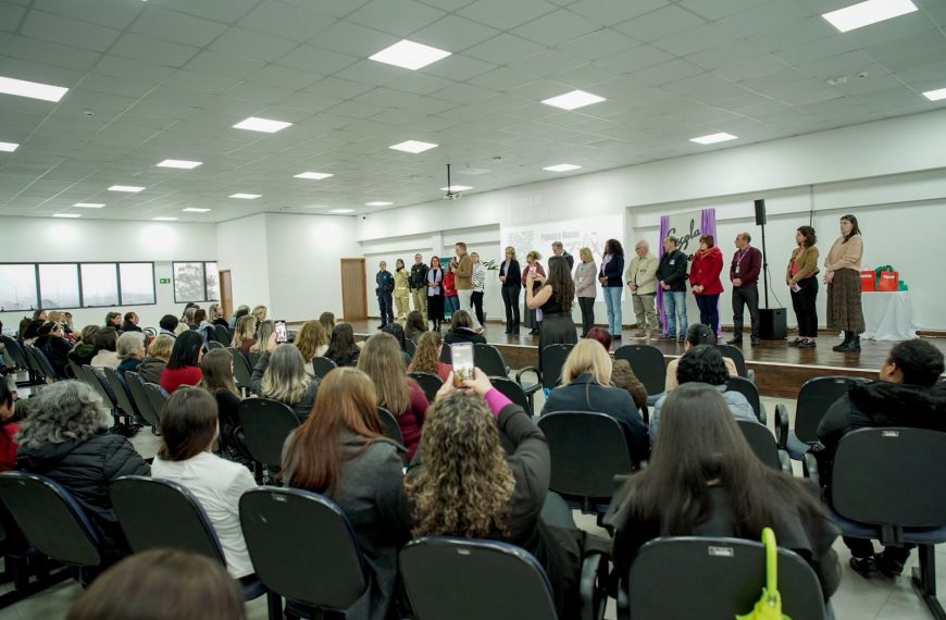 Colombo promove série de ações do Agosto Lilás e alcança mais de mil pessoas