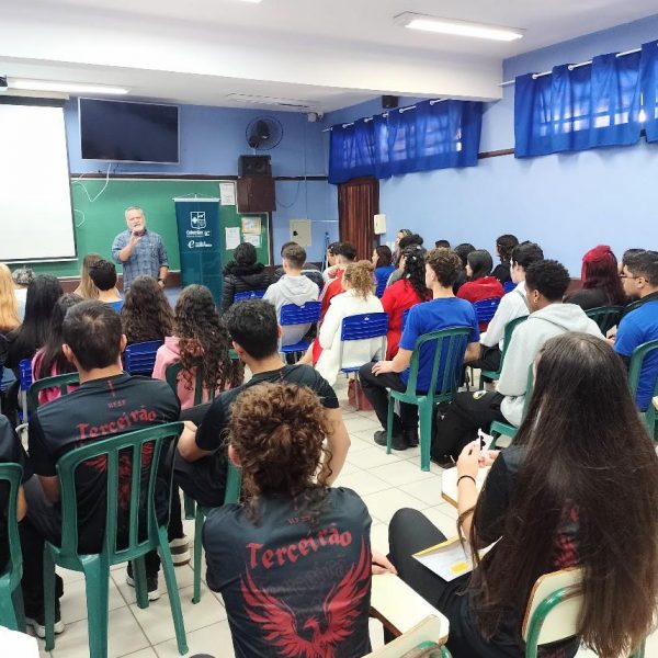 A Escola de Gestão Pública no 1° Fórum de Inovação e Tecnologia de Colombo
