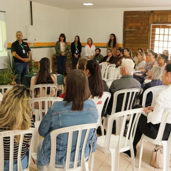 Colombo institui Programa “Conexão Criança e Natureza” 2026