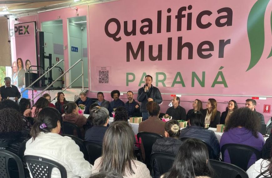 Colombo sai na frente: município recebe a Carreta Qualifica Mulher e amplia oportunidades para…