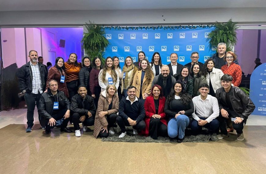 Prefeitura de Colombo participa do Leadership Summit Colombo 2026