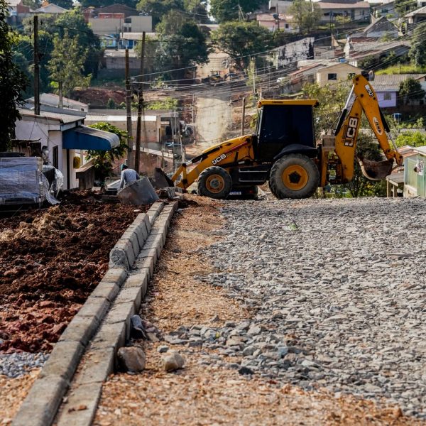 São Dimas recebe obras de pavimentação