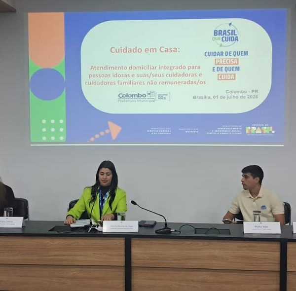 Colombo apresenta projeto de cuidado domiciliar a idosos em oficina técnica
