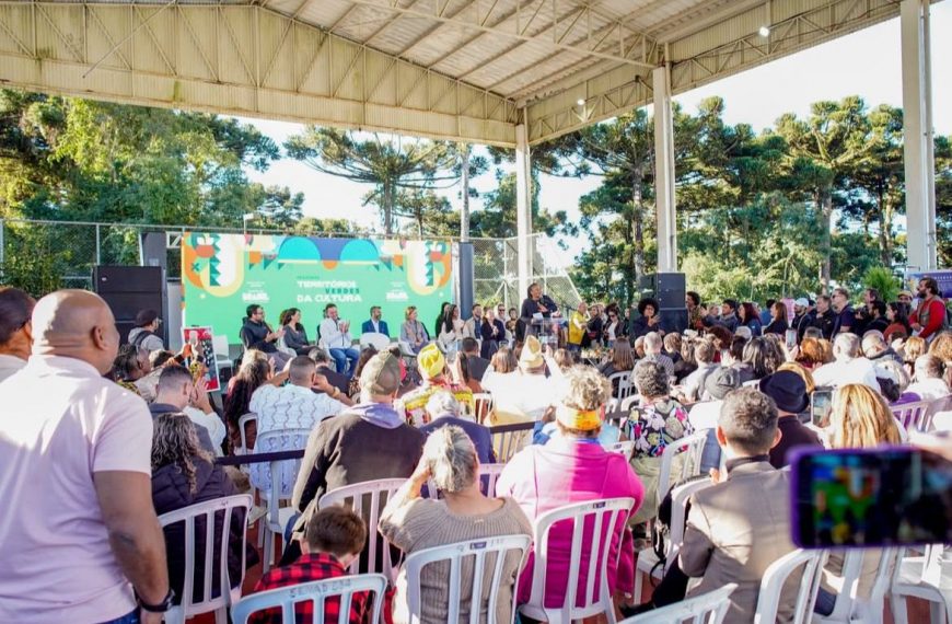 Escola de Gestão Pública prestigia lançamento do programa Territórios Verdes da Cultura em Colombo