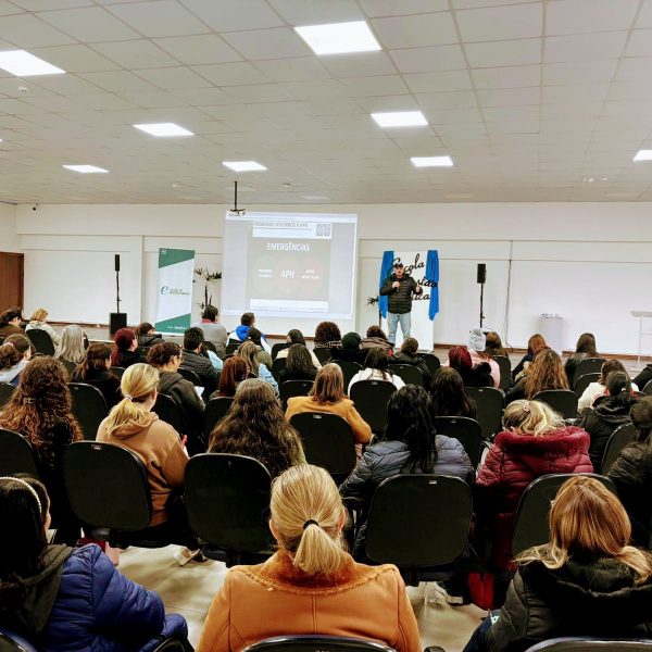 Ação Rápida que Salva Vidas: Escola de Gestão Pública realiza treinamento de Primeiros Socorros e Suporte Básico de Vida